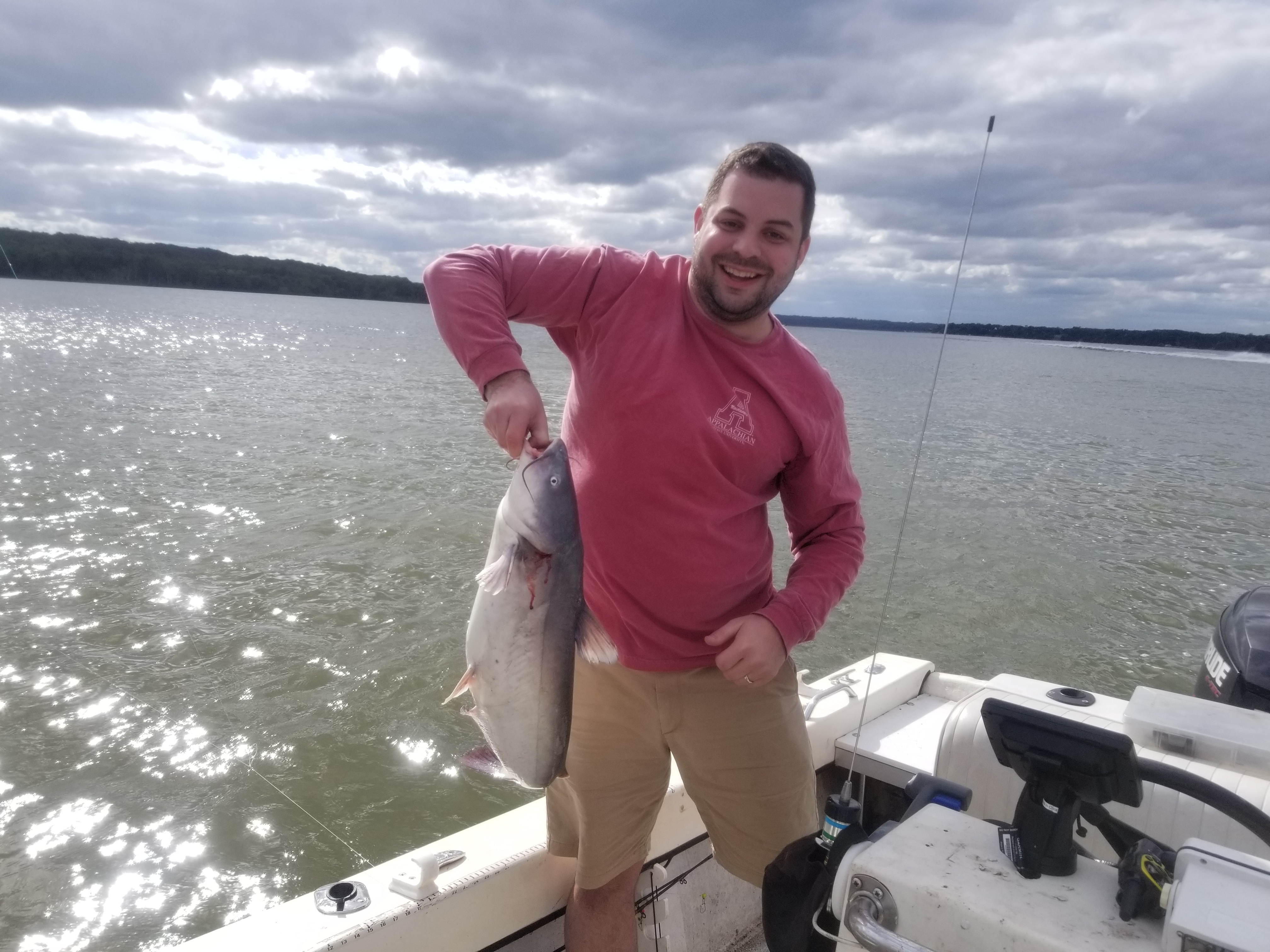 https://indianheadcharters.com/wp-content/uploads/2019/10/Dan1.jpg